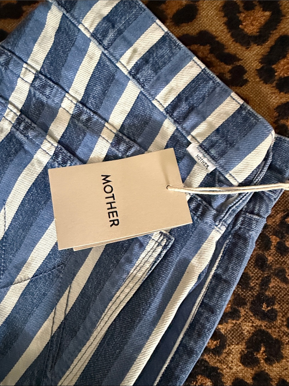 MOTHER Blue and White Vertical Stripe Women’s Jeans💋NWT FIRM NO OFFERS💋 - Picture 2 of 5